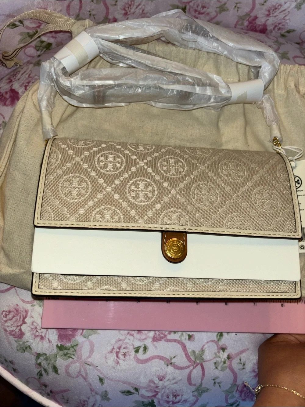 Tory Burch tory burch